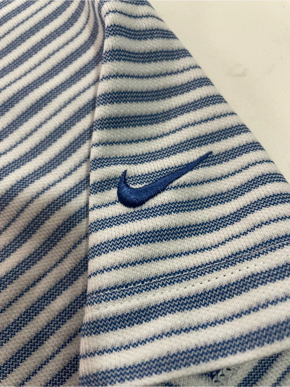 Nike Golf Fit DRY Polo Shirt Mens XL Blue White Fine Stripe Short Sleeve 234073